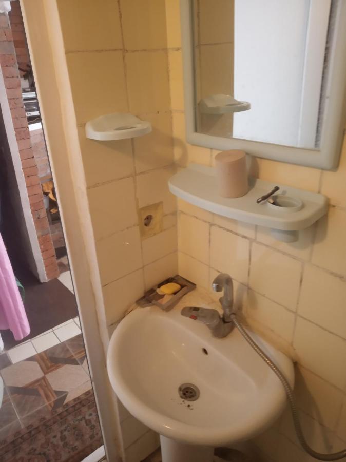 Hotel Vamax Tbilisi Buitenkant foto