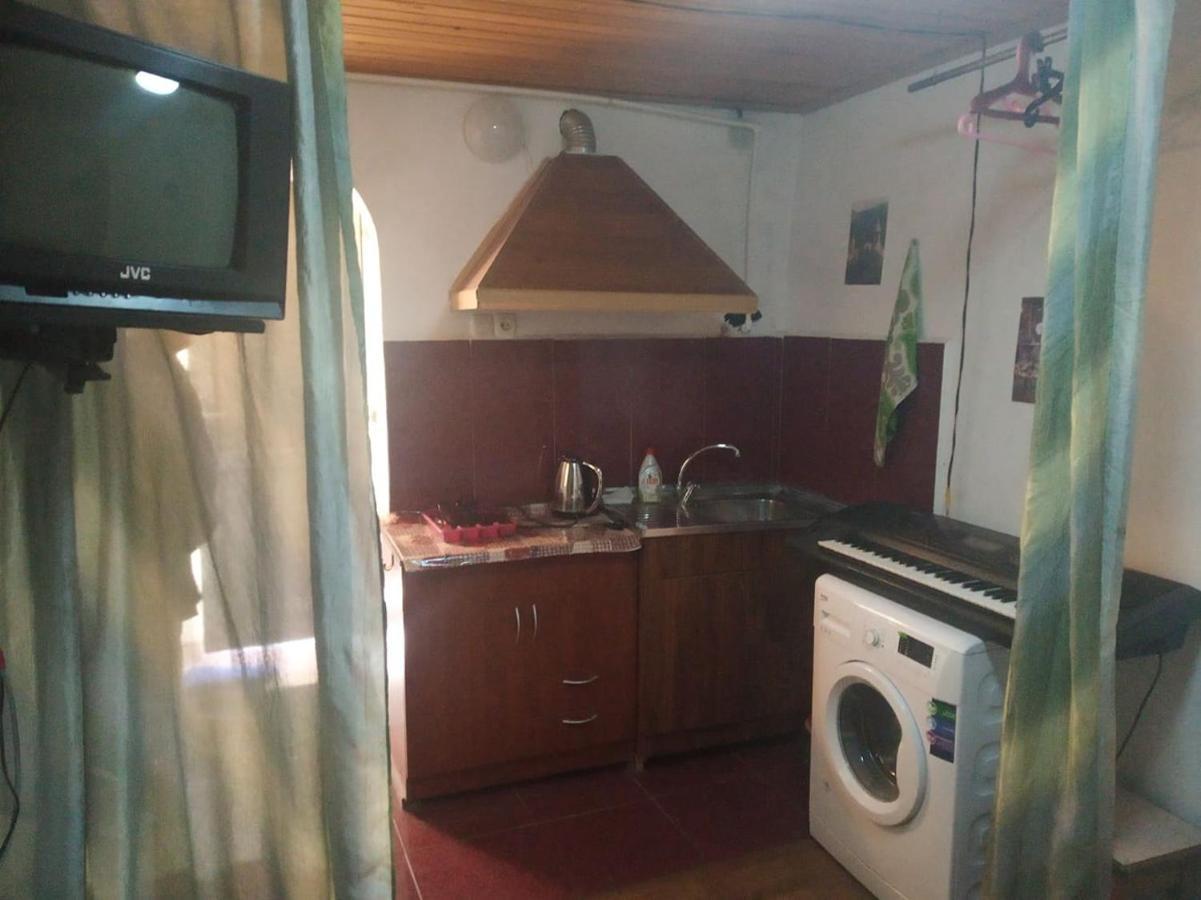 Hotel Vamax Tbilisi Buitenkant foto
