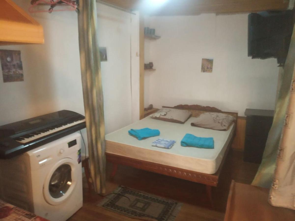 Hotel Vamax Tbilisi Buitenkant foto